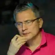 Попов Артемий
